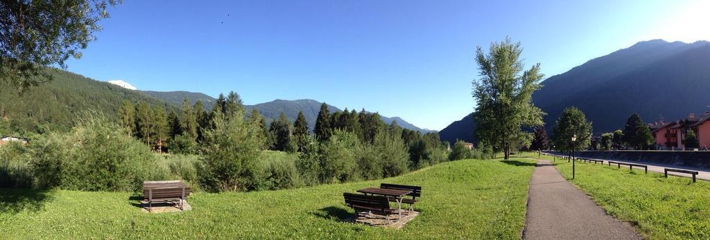 Albergo Garnì Cavento Pinzolo Exteriör bild