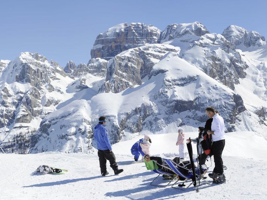 Albergo Garnì Cavento Pinzolo Exteriör bild