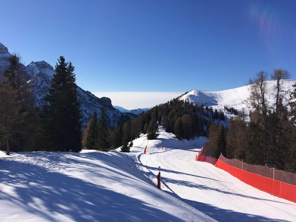 Albergo Garnì Cavento Pinzolo Exteriör bild