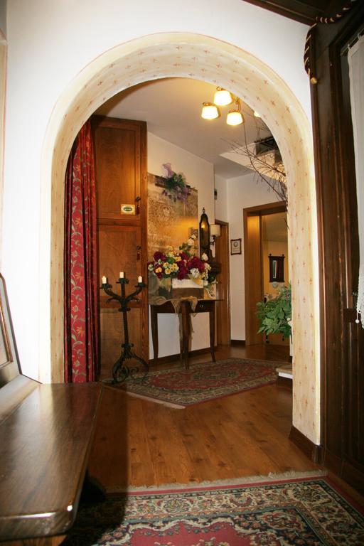Albergo Garnì Cavento Pinzolo Exteriör bild